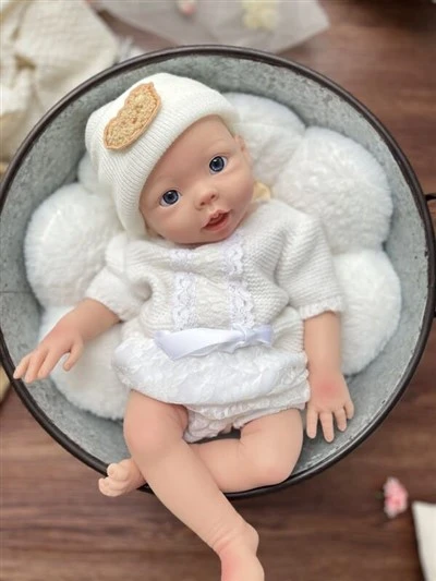 Wiedergeborene Puppen aus 100 % Silikon